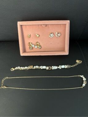 Olive and Piper Nove special Anniversary Set